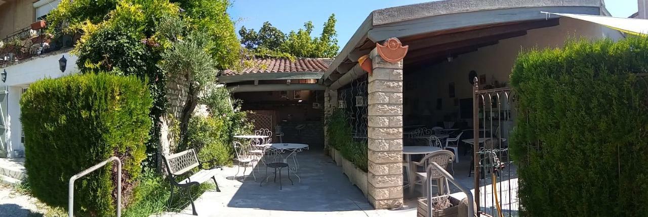Hotel Font De Lauro Saumane-de-Vaucluse Exteriér fotografie